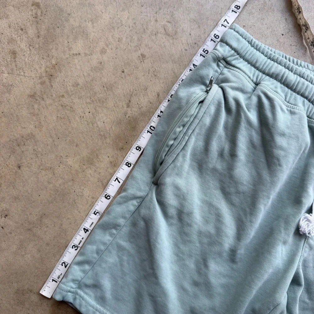 Maamgic Sweat Shorts Mens M Green Drawstring Elastic Waist Zipper Pockets Casual